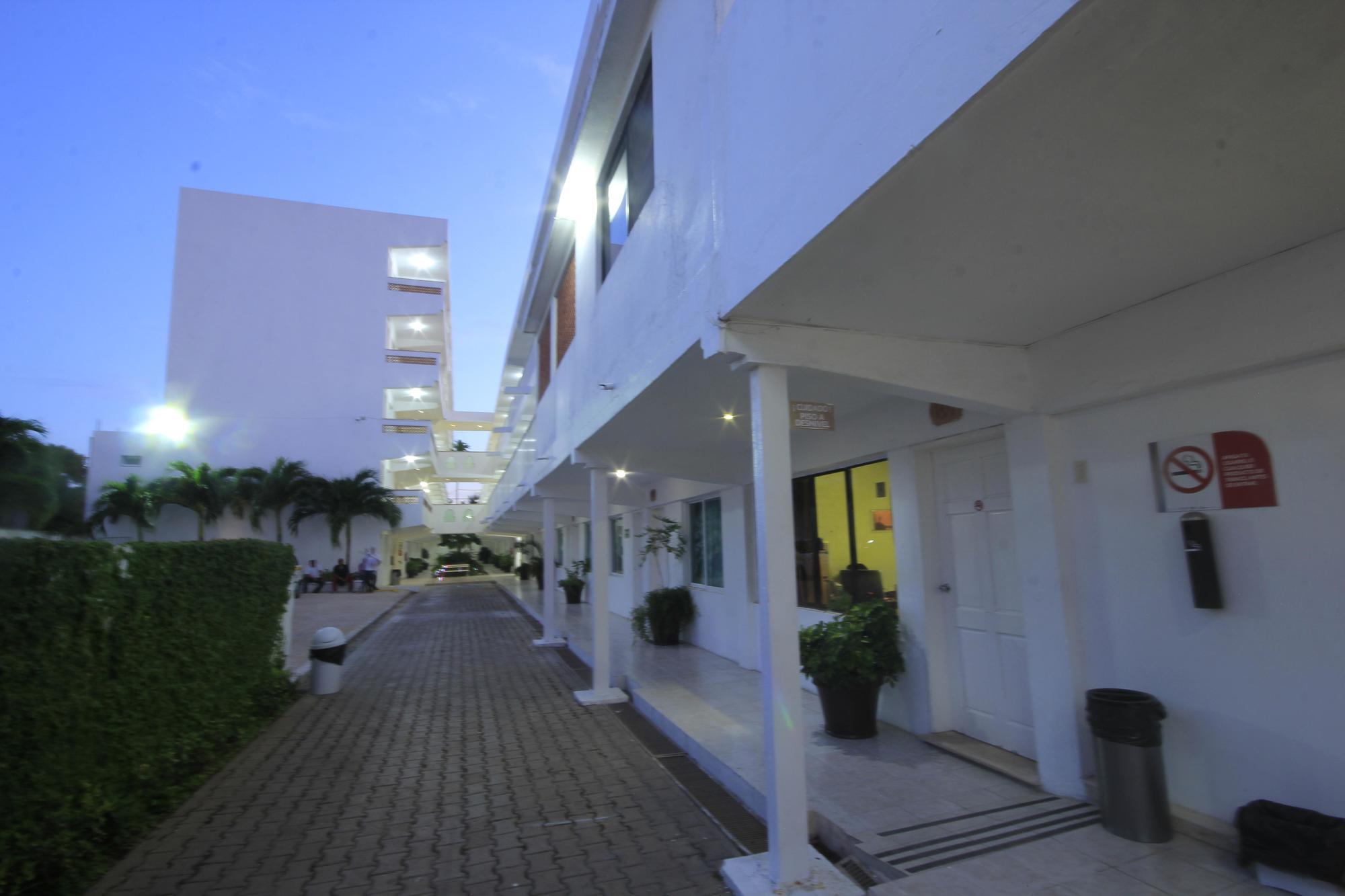 Hotel Casa Blanca تْشيتومال المظهر الخارجي الصورة